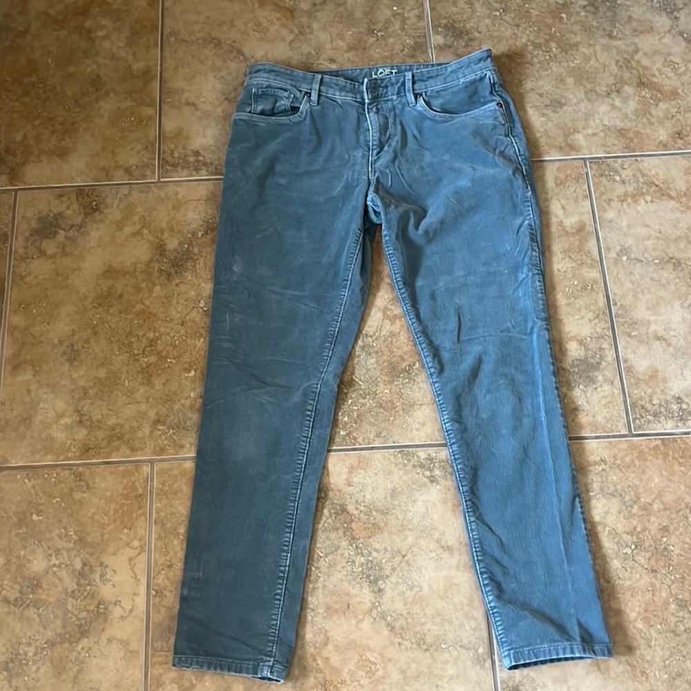 Loft blue grey relaxed skinny pants size 28